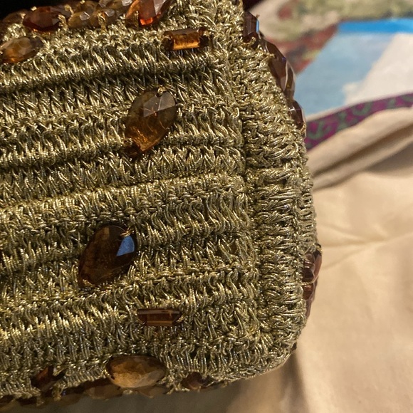 TORY BURCH exclusive 
Shoulder Bag NWT+dust bag
COLOR: GOLD - Picture 12 of 16